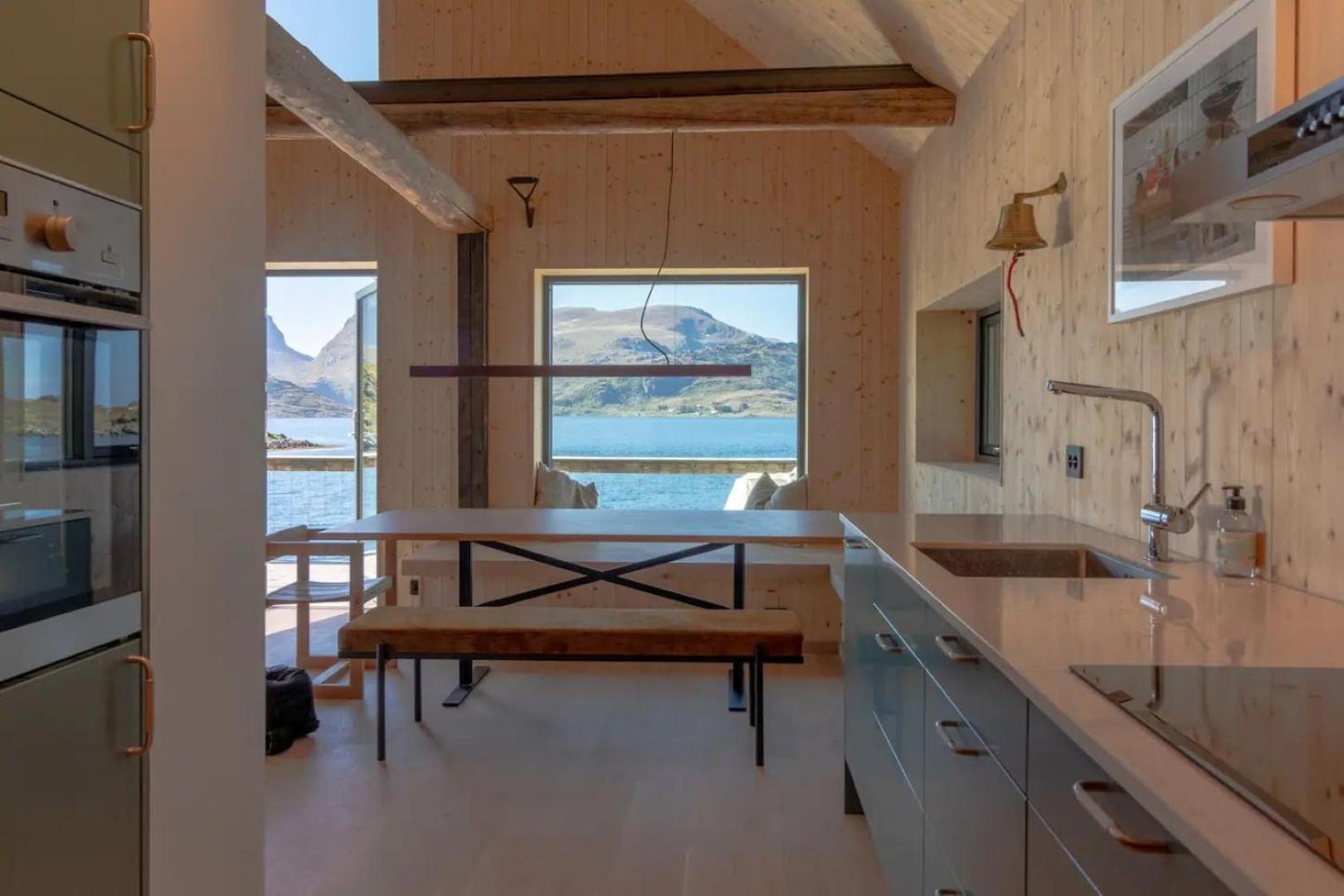 Minkfarmen, Spacious Seaside Cabin With Scenic View 람베르그 외부 사진